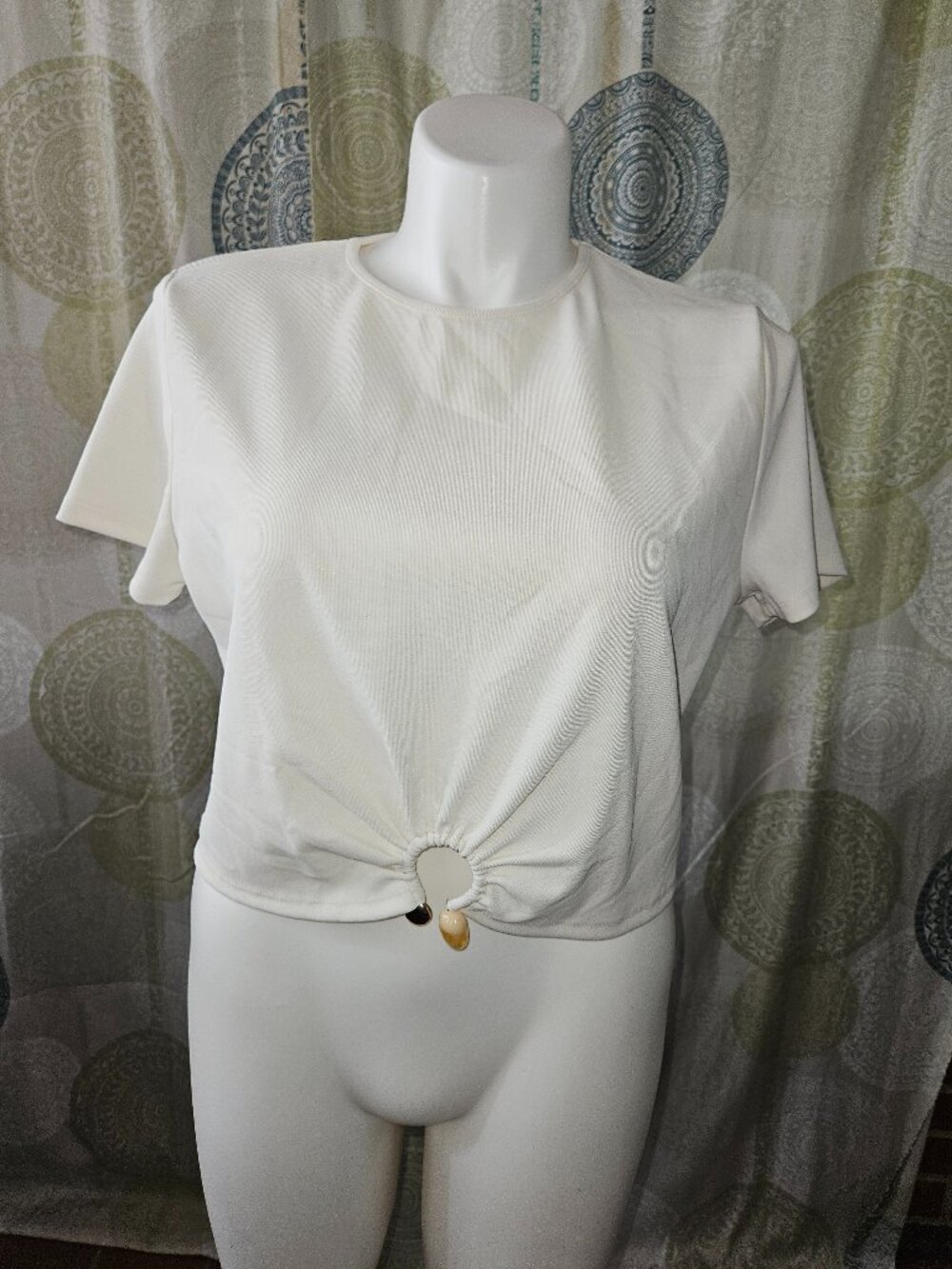 NWT H&M Divided White Crop Tee (XXL)